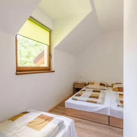 Bursztynowy Zakatek Lodge Jantar