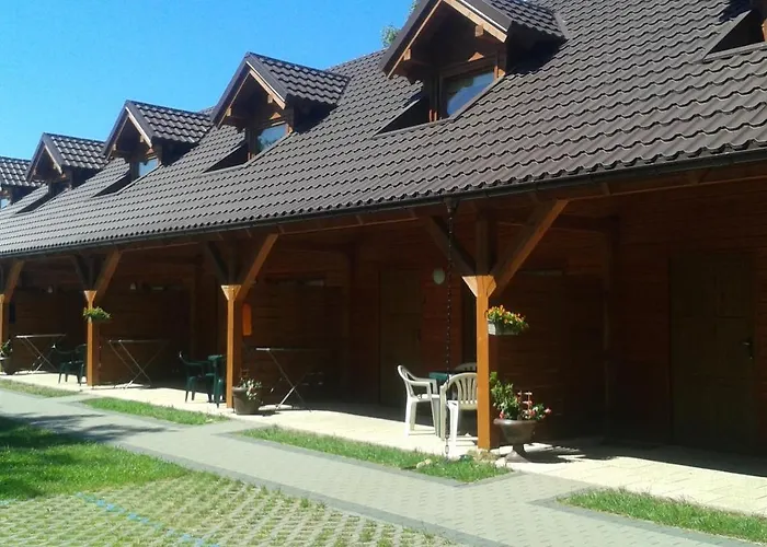 Bursztynowy Zakatek Деревянный коттедж