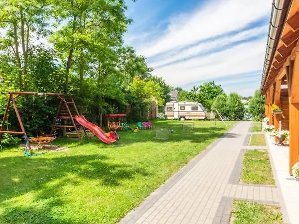 Bursztynowy Zakatek Деревянный коттедж Янтар