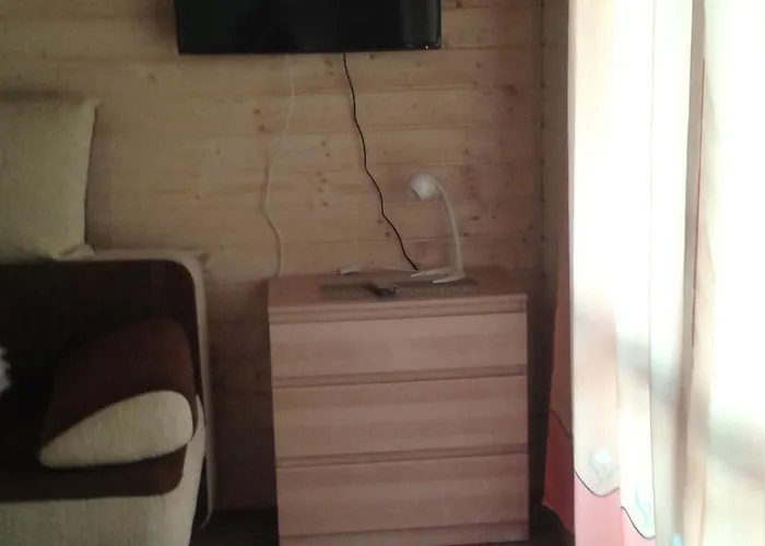 Bursztynowy Zakatek Деревянный коттедж