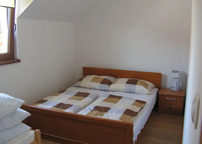 Bursztynowy Zakatek Деревянный коттедж